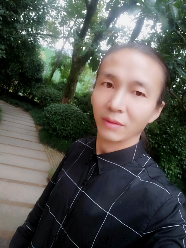 北方的狼的第一张照片--新乡相亲服务中心