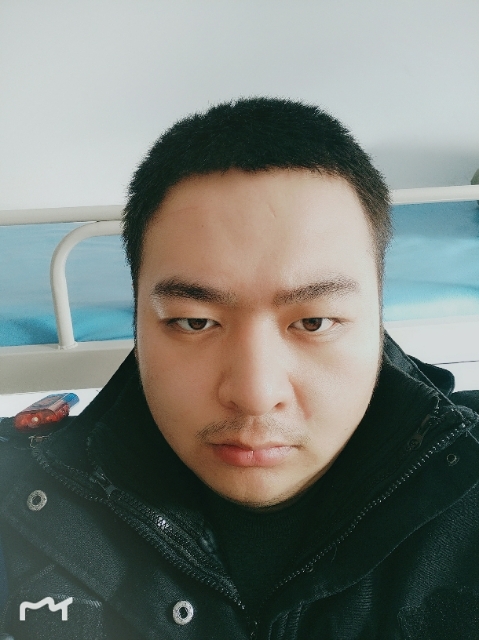 负重前行的第一张照片--新乡相亲服务中心