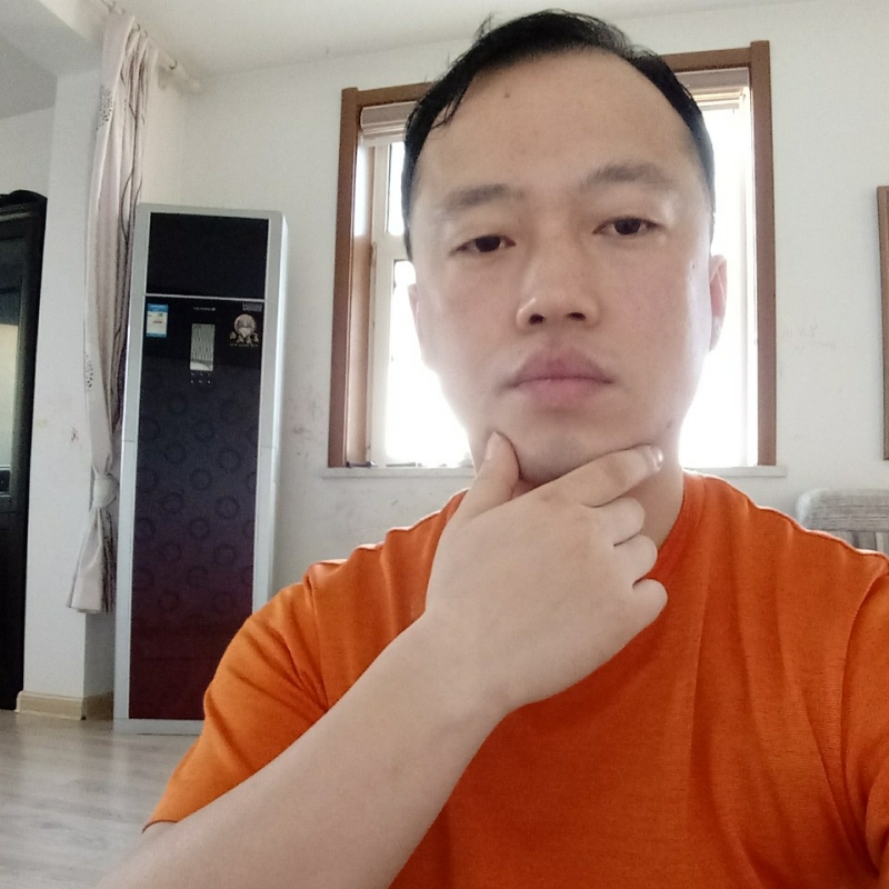 爱热闹的人的第一张照片--新乡相亲服务中心