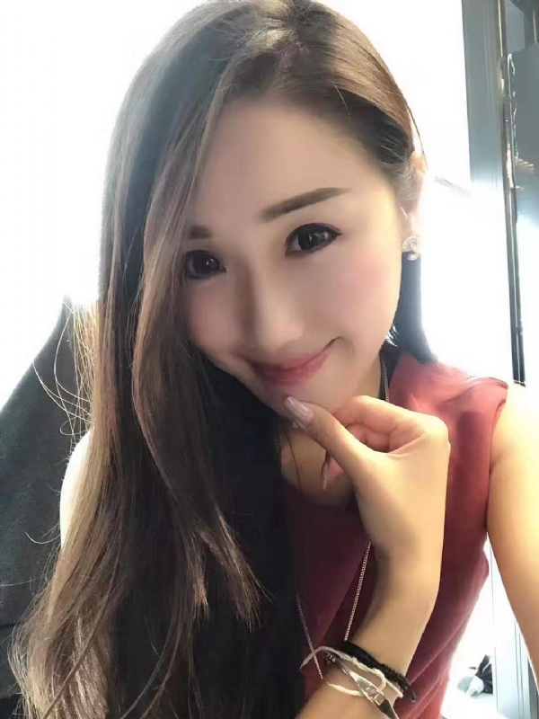 彩蝶的第一张照片--新乡相亲服务中心