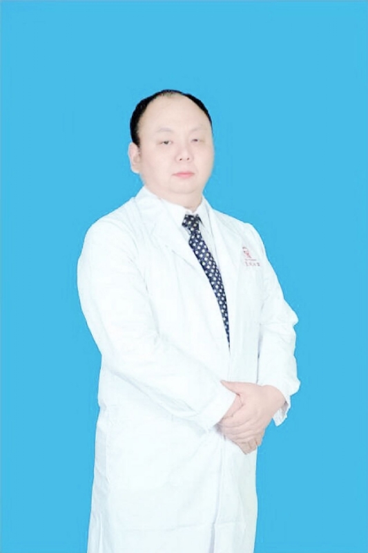 小村医的第一张照片--新乡相亲服务中心