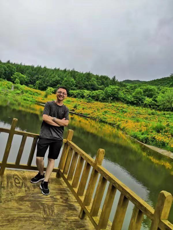 正能量的第三张照片--新乡相亲服务中心
