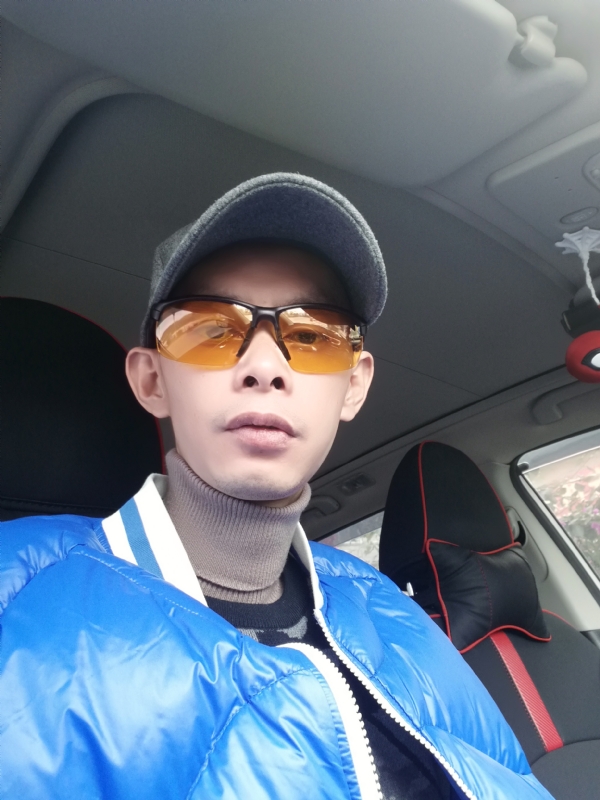 愿得一人心的第一张照片--新乡相亲服务中心