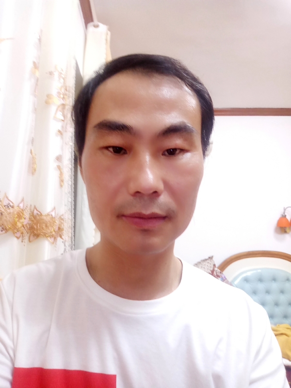 光明的第一张照片--新乡相亲服务中心