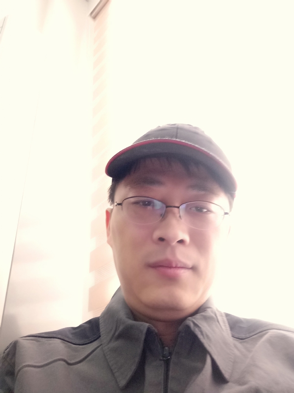 小马哥的第一张照片--新乡相亲服务中心