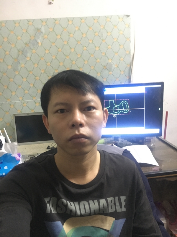 黄叶枫的第一张照片--新乡相亲服务中心