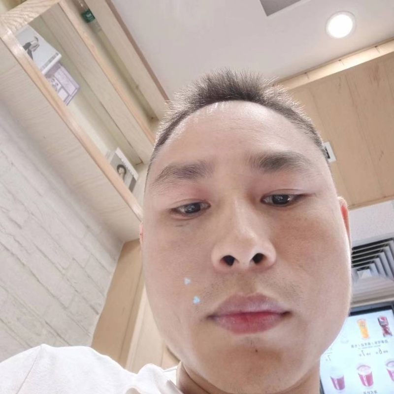 帅了几十年的第一张照片--新乡相亲服务中心