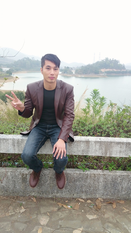 达尔的第一张照片--新乡相亲服务中心