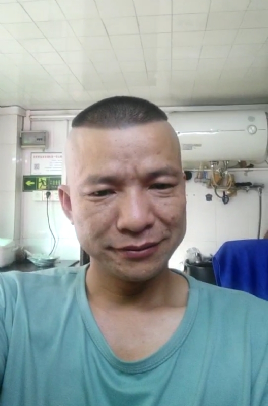 自创生涯的第一张照片--新乡相亲服务中心