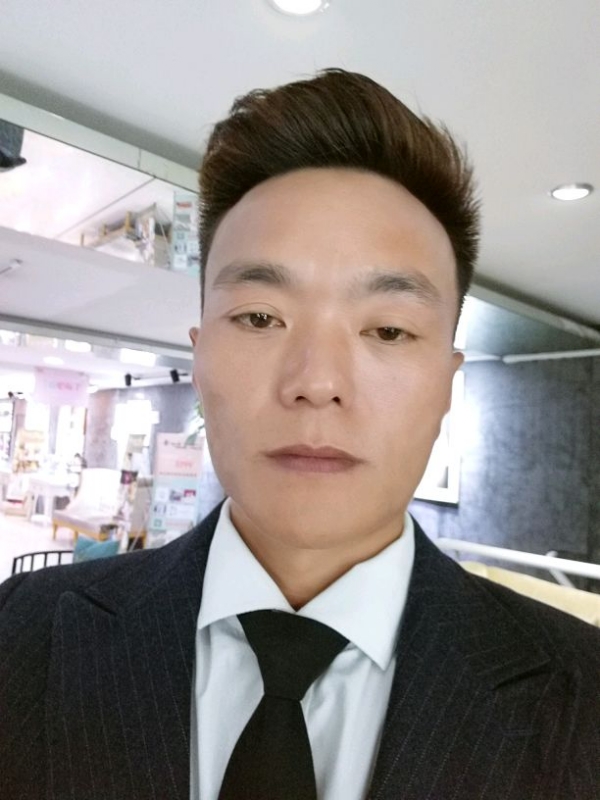 醉酒的蝴蝶的第一张照片--新乡相亲服务中心