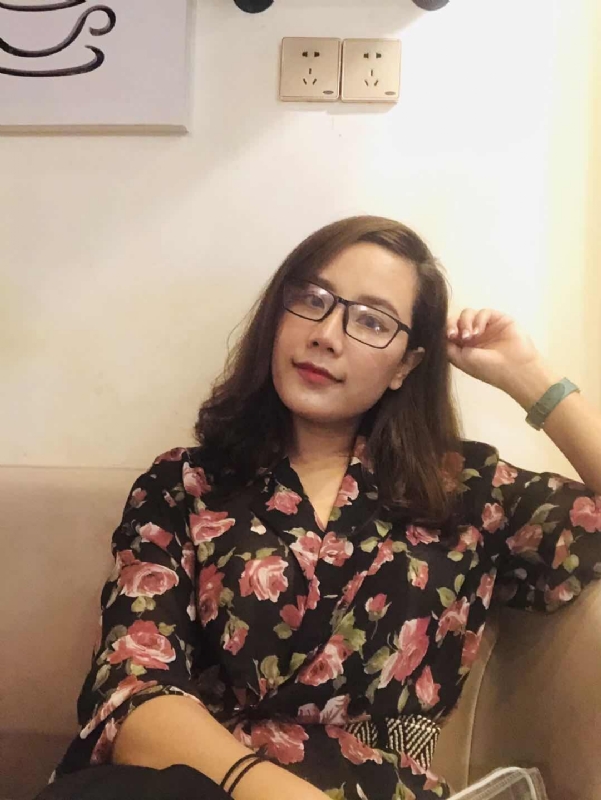 蝴蝶与蓝的第一张照片--新乡相亲服务中心