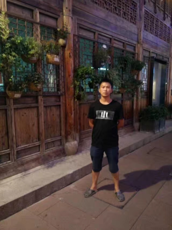回忆的第一张照片--新乡相亲服务中心