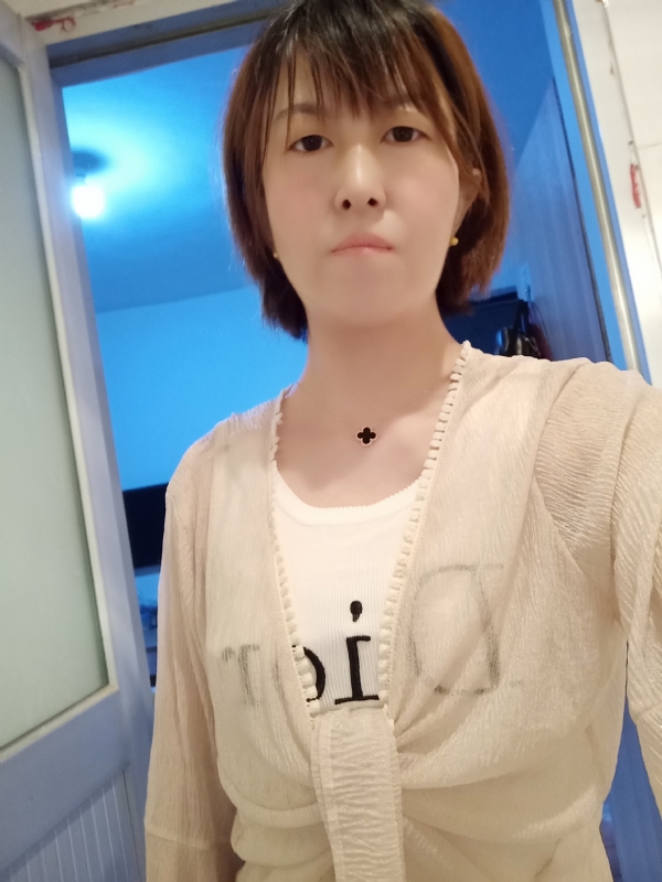芬儿的第三张照片--新乡相亲服务中心
