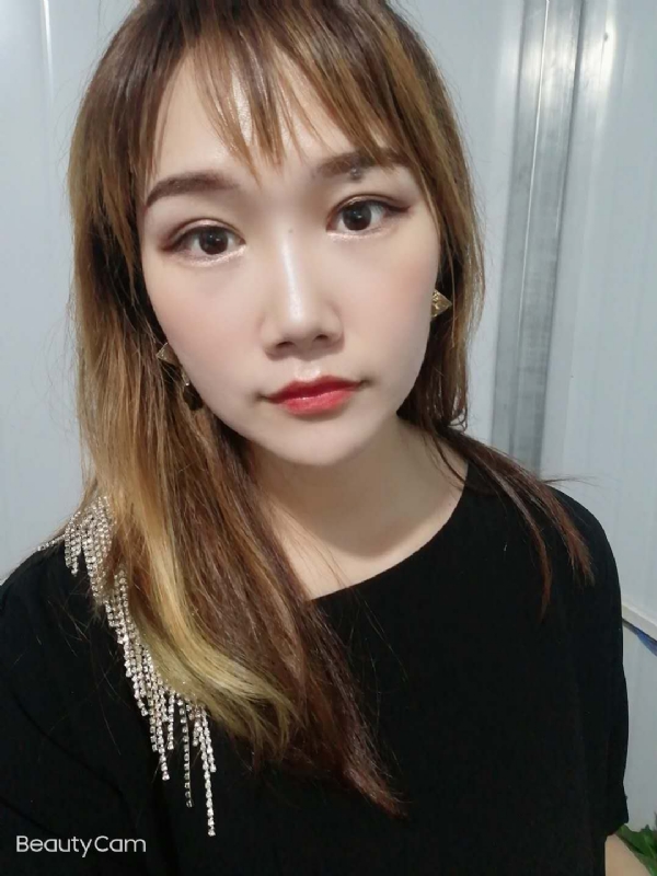 艾薇的第四张照片--新乡相亲服务中心
