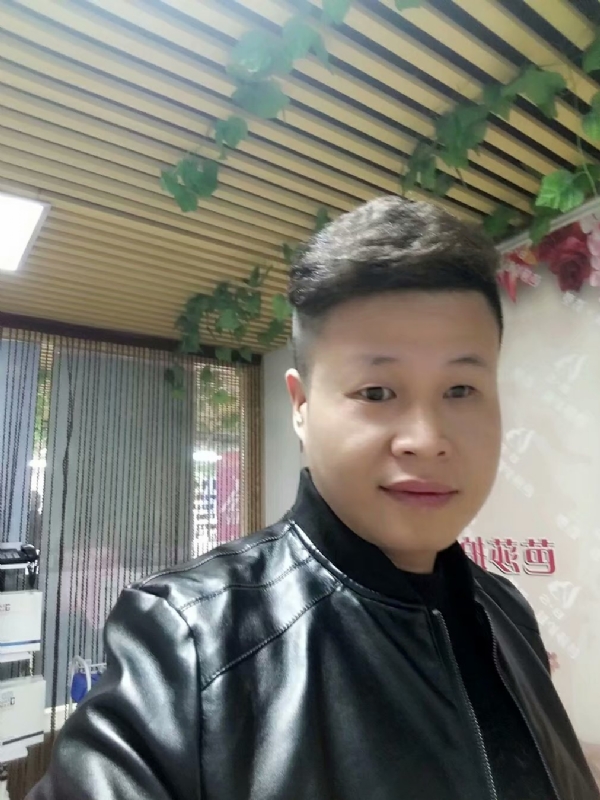 萧郎的第一张照片--新乡相亲服务中心
