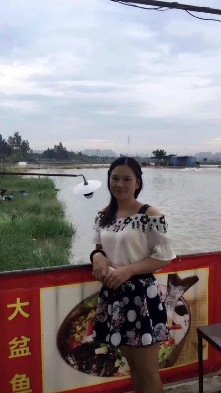 莹莹的第一张照片--新乡相亲服务中心