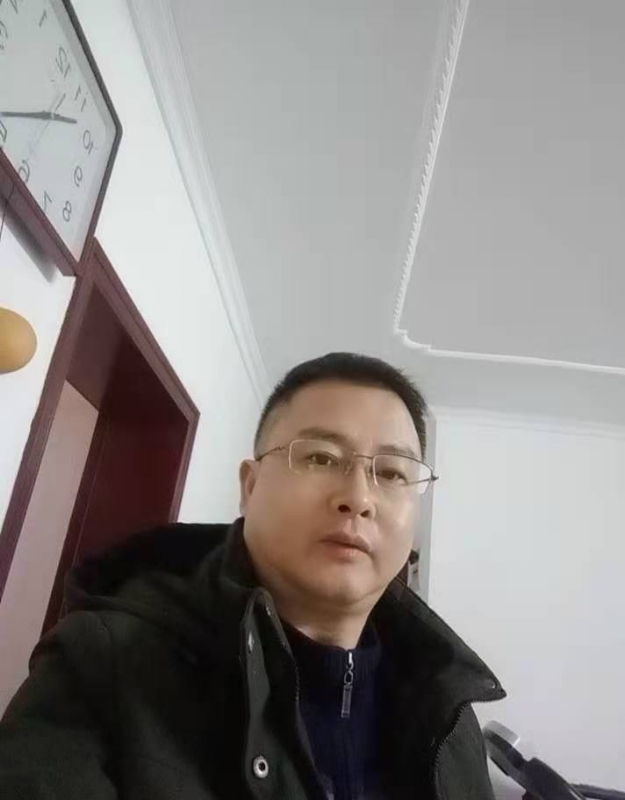 想牵你的手的第一张照片--新乡相亲服务中心
