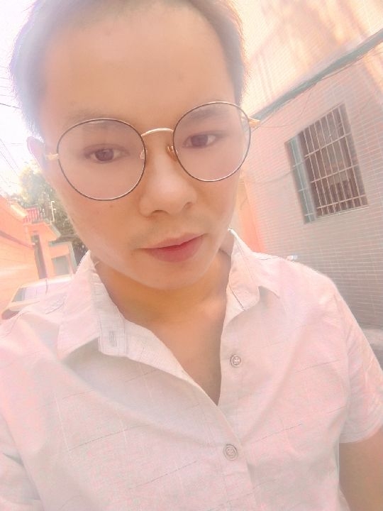楠呐的第四张照片--新乡相亲服务中心