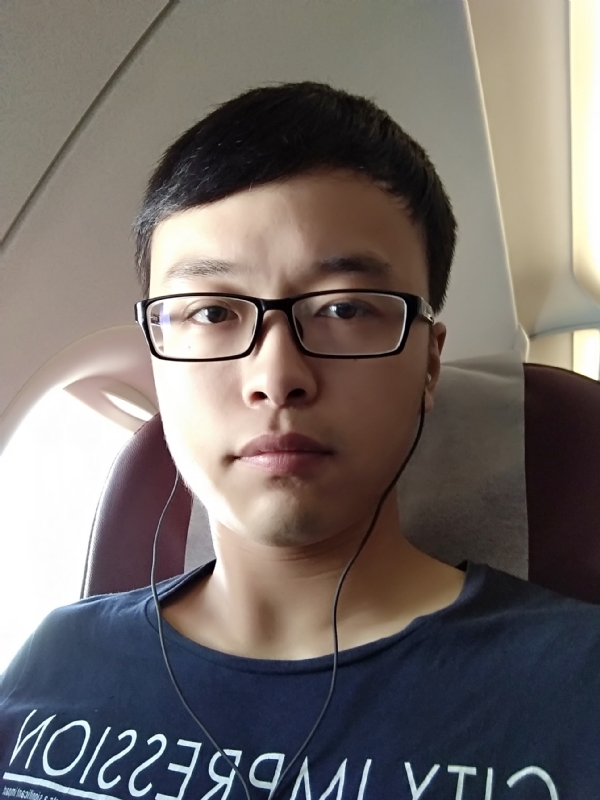 在水一方的第一张照片--新乡相亲服务中心