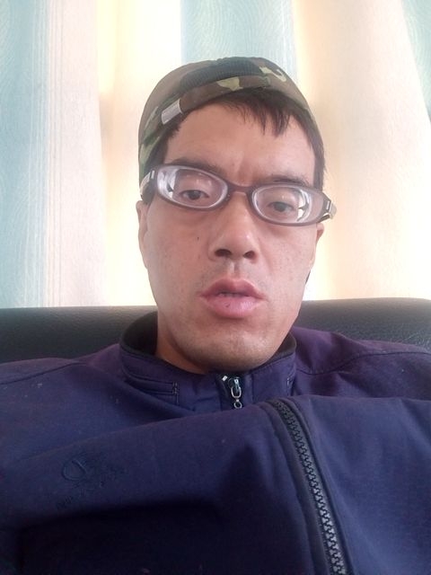 等待有缘人的第一张照片--新乡相亲服务中心