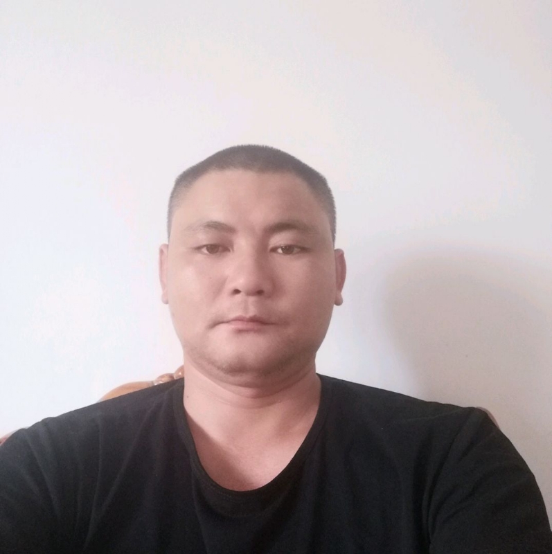 天涯沦落人的第一张照片--新乡相亲服务中心