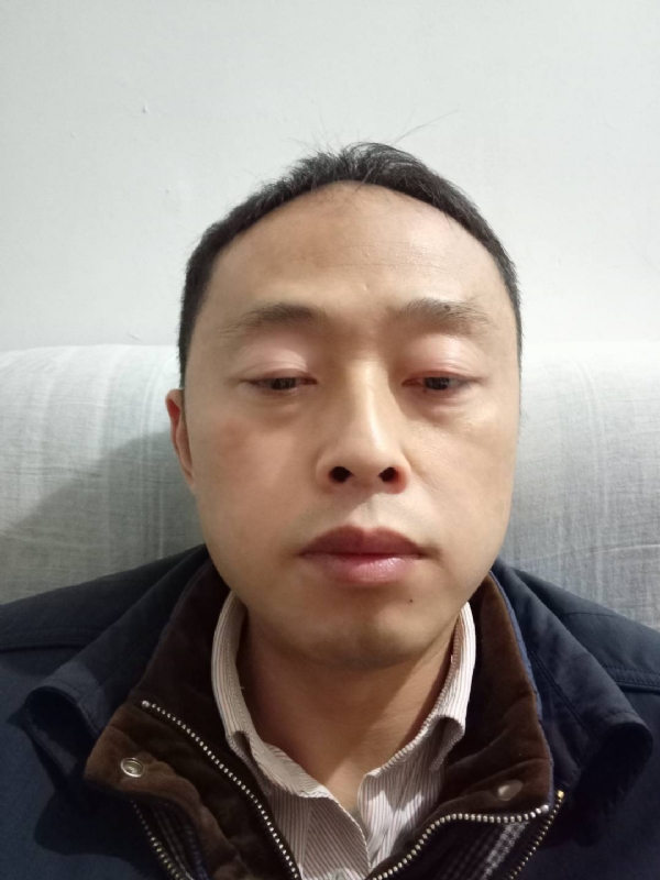 阳光的第一张照片--新乡相亲服务中心