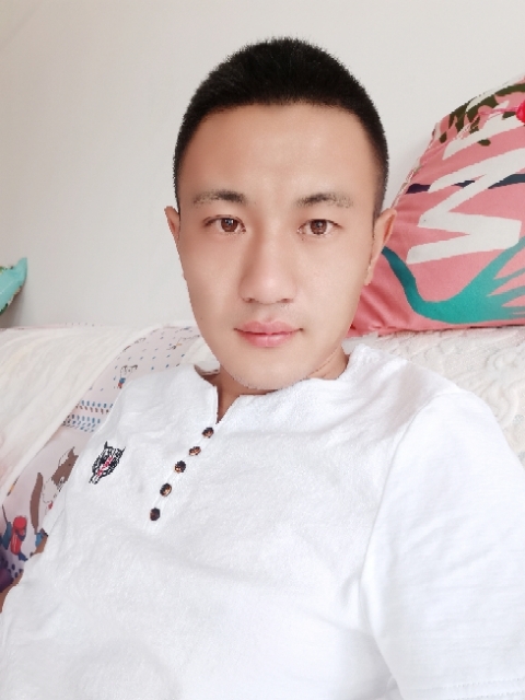 海阔天空的第一张照片--新乡相亲服务中心