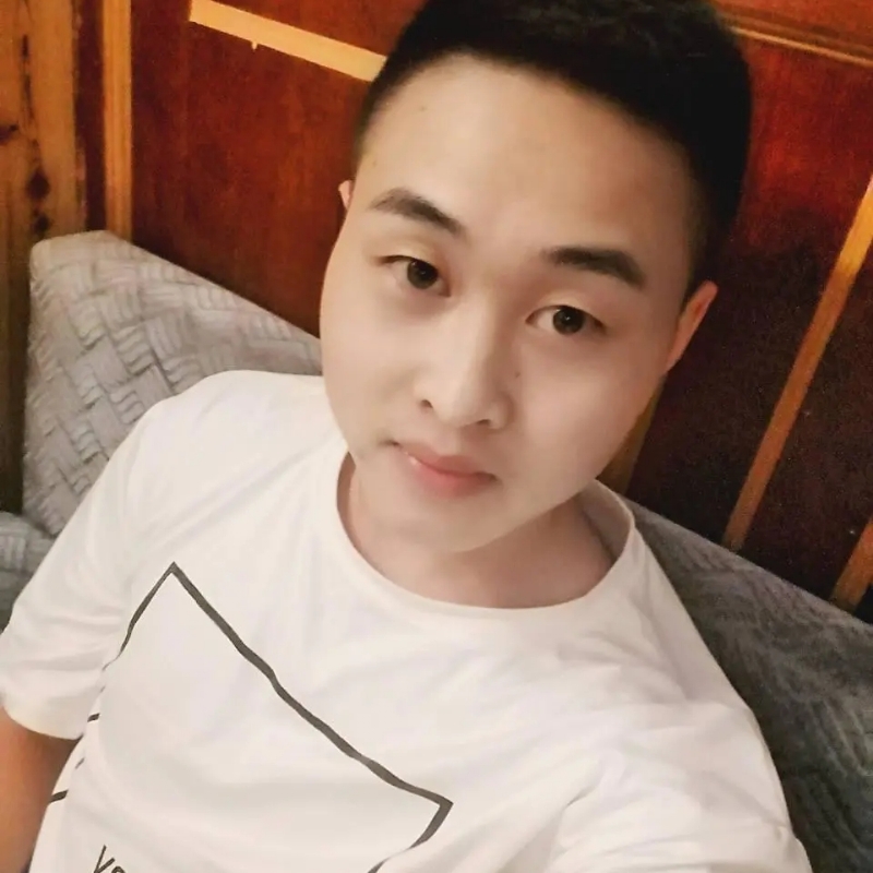 娃娃脸小爸爸的第一张照片--新乡相亲服务中心