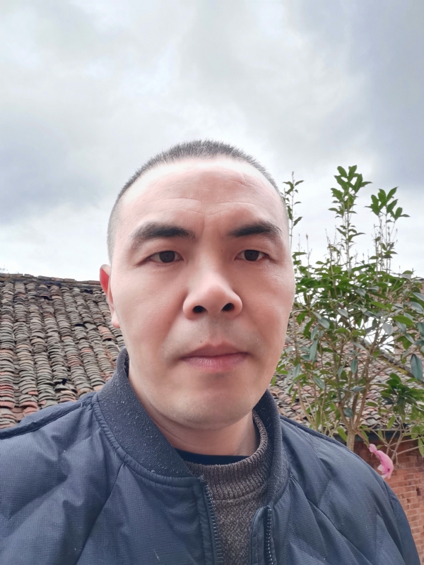 无悔的第一张照片--新乡相亲服务中心