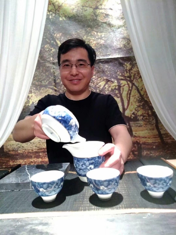 飞云之上的第一张照片--新乡相亲服务中心