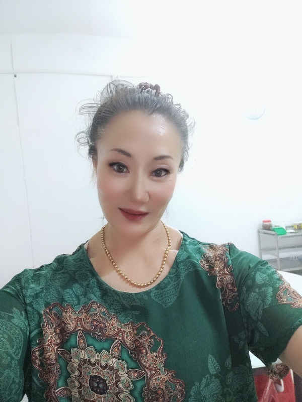 燕子的第二张照片--新乡相亲服务中心