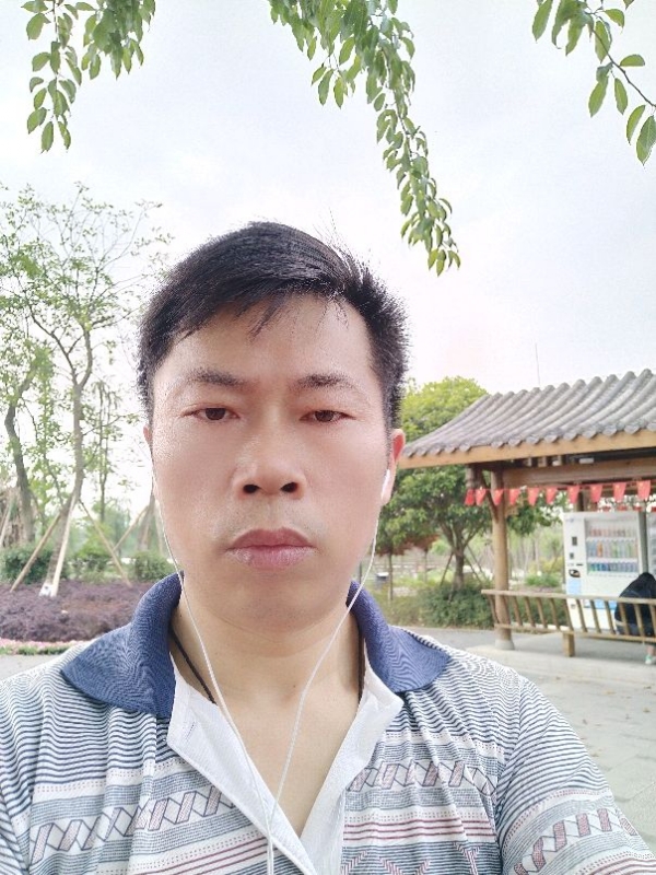 一个人的孤单的第一张照片--新乡相亲服务中心