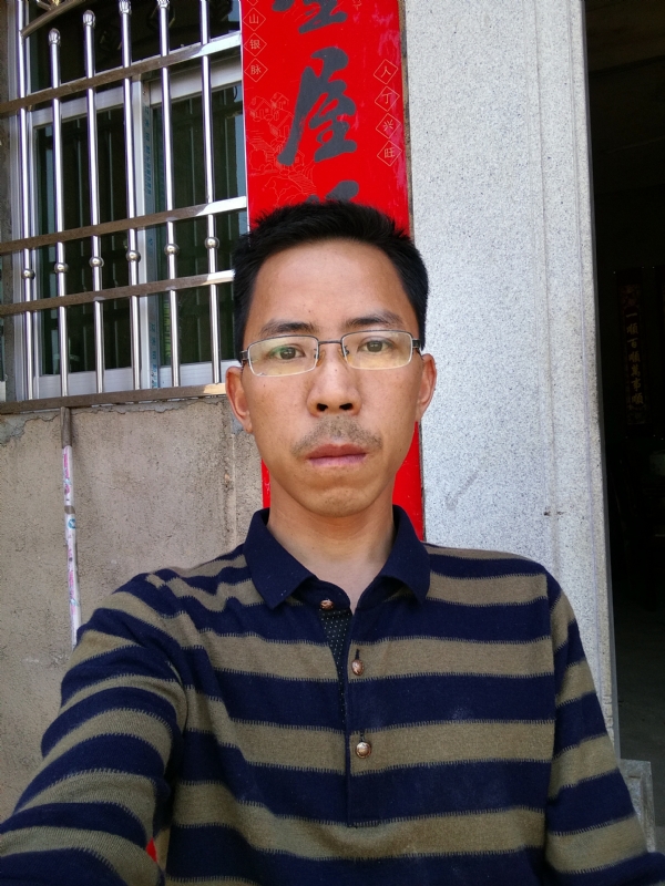 美丽的小山村的第一张照片--新乡相亲服务中心