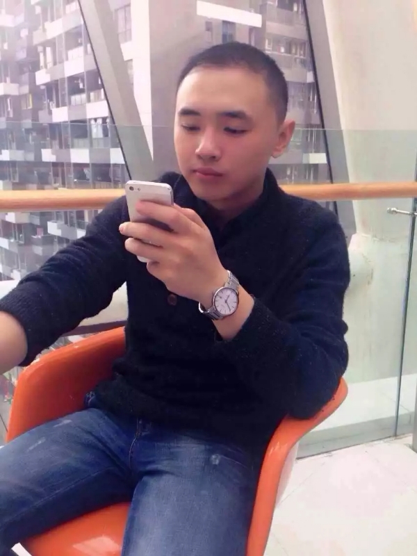 一个人的第一张照片--新乡相亲服务中心
