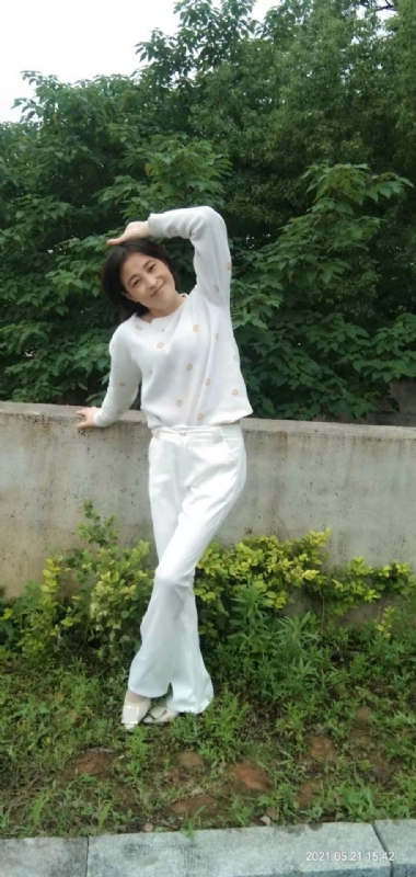 九妹的第四张照片--新乡相亲服务中心