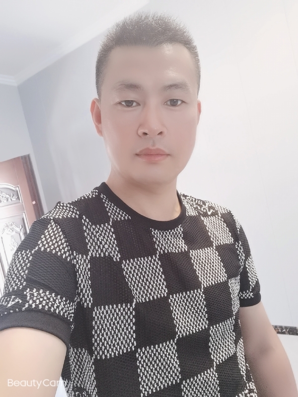 快乐无罪的第一张照片--新乡相亲服务中心