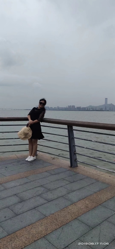 清秋的第一张照片--新乡相亲服务中心