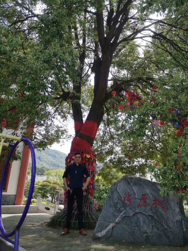 霸气的第一张照片--新乡相亲服务中心