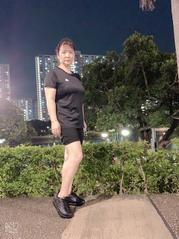 枫叶的第一张照片--新乡相亲服务中心
