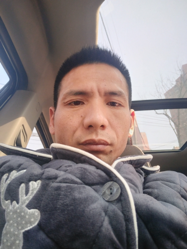 青春不长在的第一张照片--新乡相亲服务中心