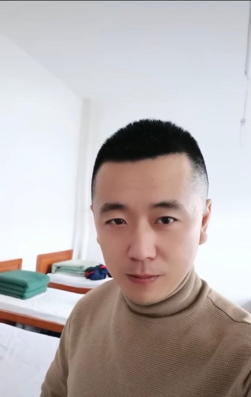 随风的第二张照片--新乡相亲服务中心