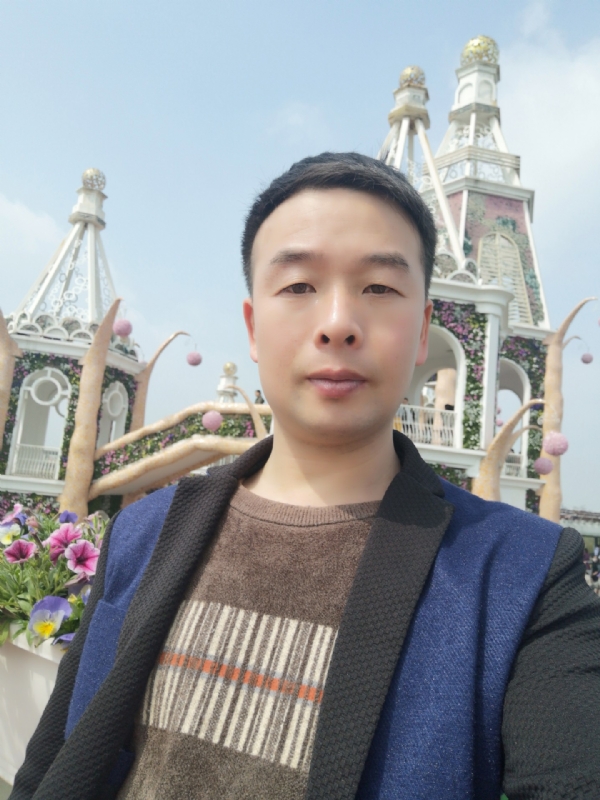 黎明的天空的第一张照片--新乡相亲服务中心