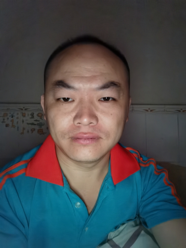 与子携老的第三张照片--新乡相亲服务中心
