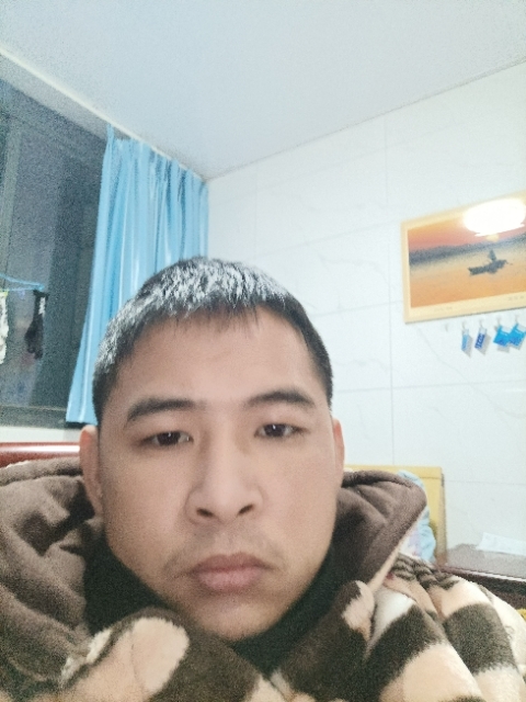 寂寞的第一张照片--新乡相亲服务中心
