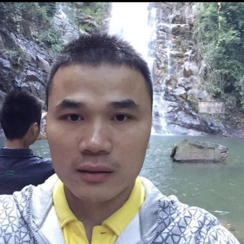 老梁的第一张照片--新乡相亲服务中心