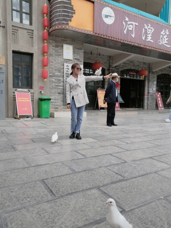 艳艳的第一张照片--新乡相亲服务中心