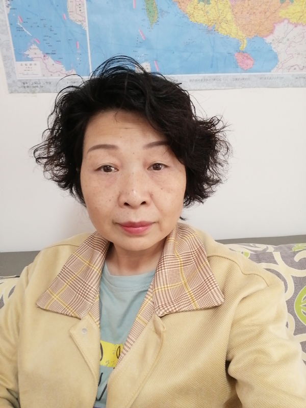 香水百合的第一张照片--新乡相亲服务中心