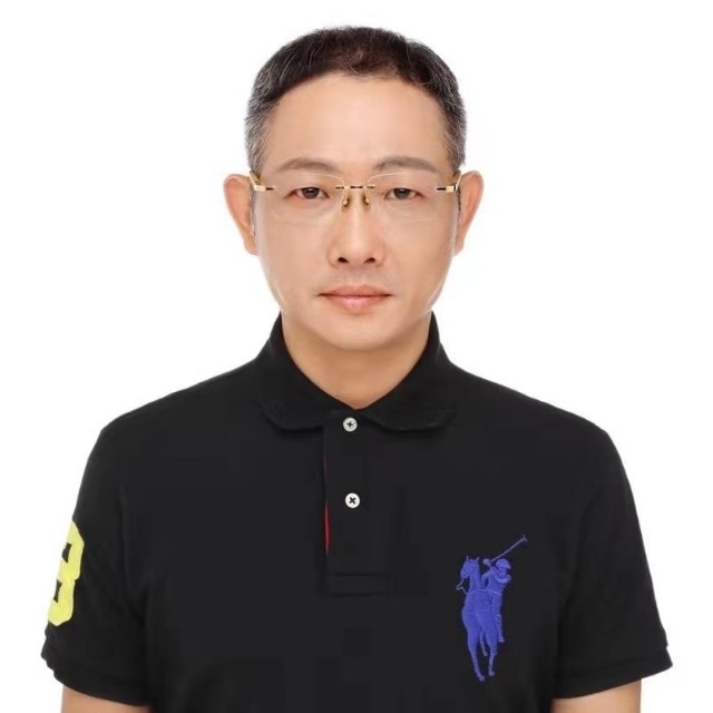 邱先森的第一张照片--新乡相亲服务中心