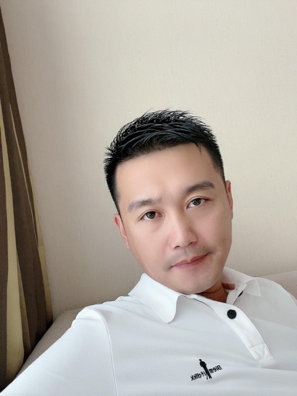 笑望人非的第一张照片--新乡相亲服务中心