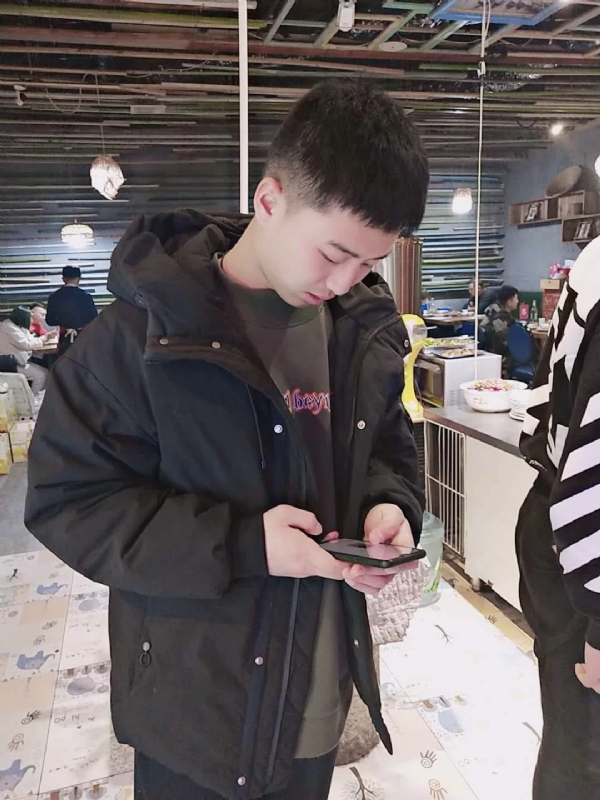 小赵的第一张照片--新乡相亲服务中心